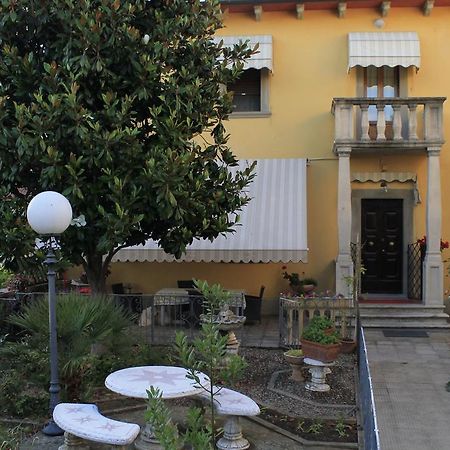 B&B Il Castello Castiglion Fibocchi Buitenkant foto