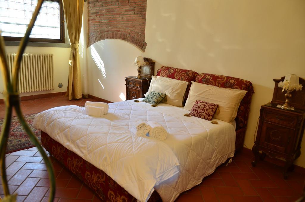 B&B Il Castello Castiglion Fibocchi Buitenkant foto