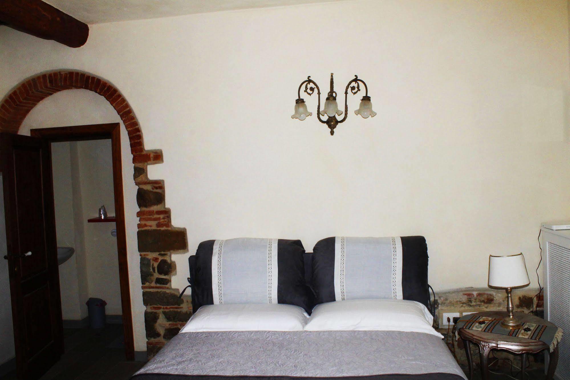 B&B Il Castello Castiglion Fibocchi Buitenkant foto