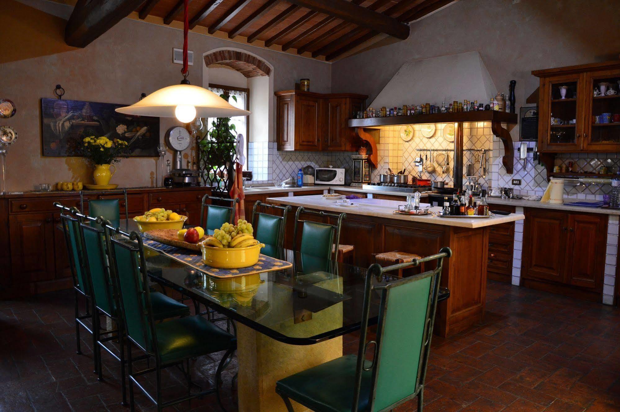 B&B Il Castello Castiglion Fibocchi Buitenkant foto